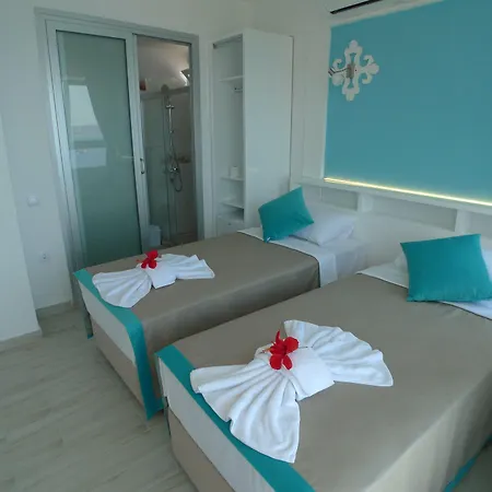 Oda ve Kahvaltı çakıl Kaş