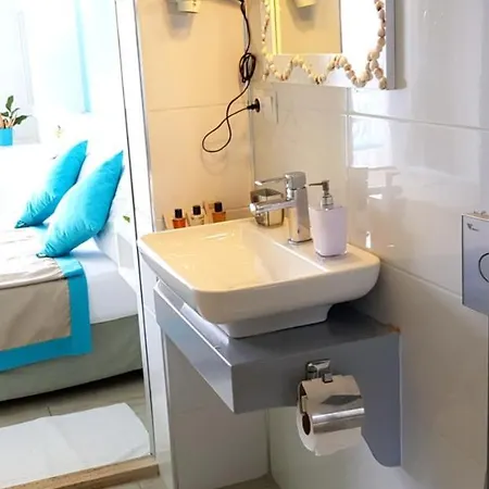 çakıl Oda ve Kahvaltı 3*