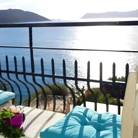 çakıl Oda ve Kahvaltı Kaş