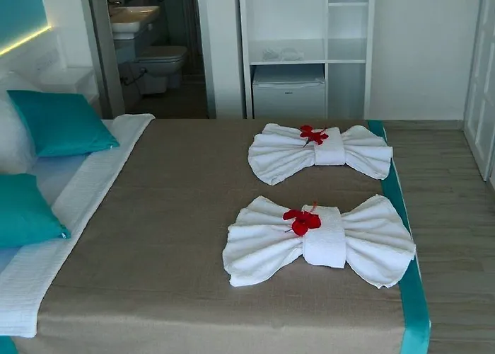 Couette-café Cakil 3*